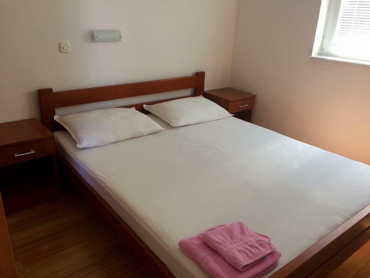 Apartmani Brusel Pag Town Exterior foto